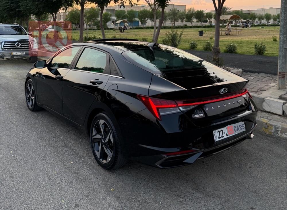 هیوندای ئەلەنترا